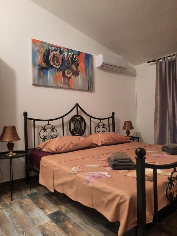 Slim Apartman I Sobe Medulin Eksteriør bilde